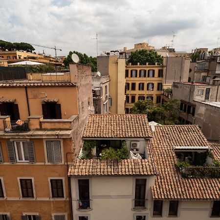 Room Mate Collection Gran Filippo, Rome-Fontana Di Trevi Exterior photo