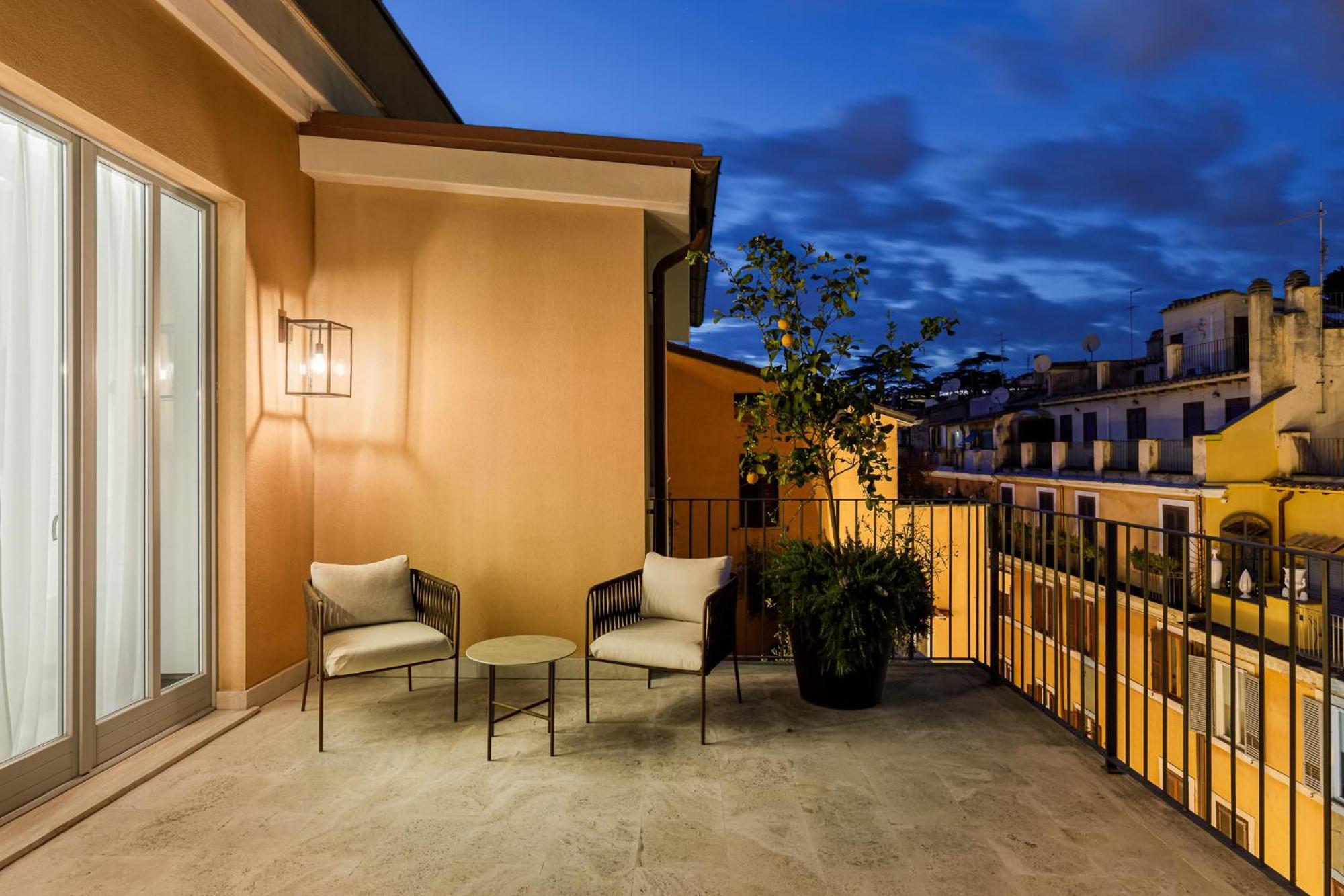 Room Mate Collection Gran Filippo, Rome-Fontana Di Trevi Exterior photo